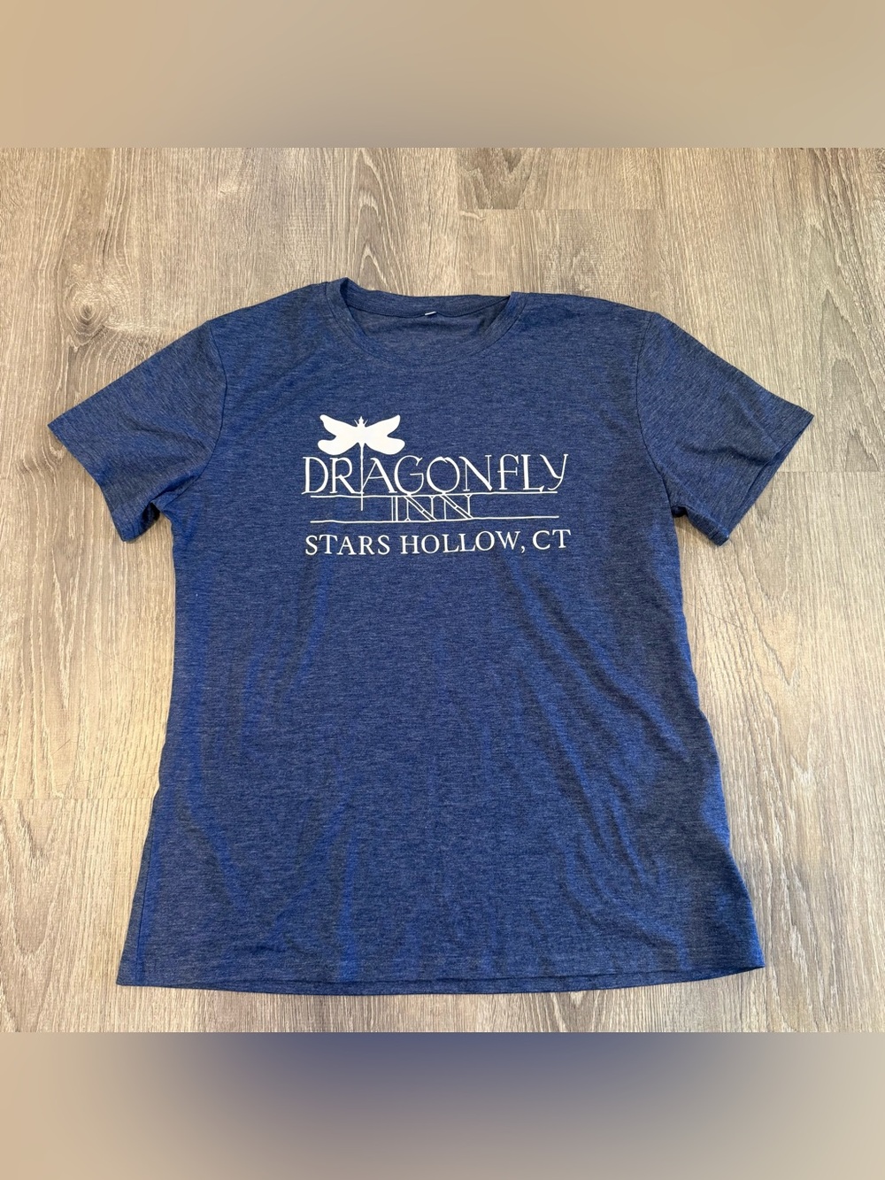 NEW Gilmore Girls Dragonfly Inn T Shirt Size Large